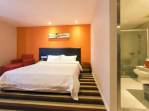 Kai Yi Hotel