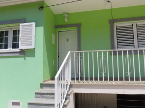 Lovely 3-bed House in Queimada Ideal for Families