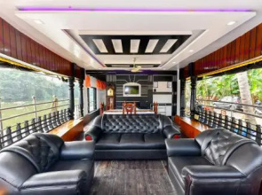 Oyo 24434 Indraprastham Cleopatra 2 Bhk Deluxe Houseboay