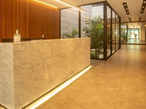 w Amazing 2BR in the Heart of Miraflores