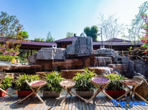 Wanxiang Hot Spring Holiday Hotel