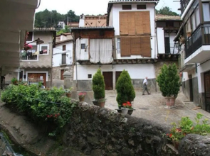 House With 3 Bedrooms in Guisando