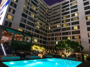 Mondrian Los Angeles