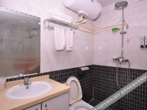 Changqing Qingcheng Zhilian Lover Hotel(济南倾城之恋情侣酒店)
