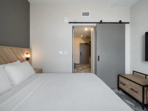 Sandman Signature Fort Worth Texas Hotel