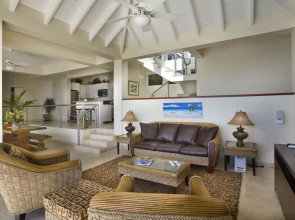 VI Friendship Villa