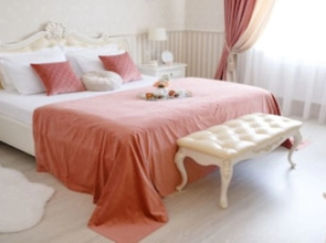 Royal Suite near Lake