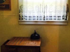 Marinette Inn