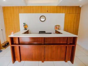 Hotel Mukut Mani Govardhan