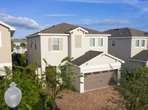 Luxurious 5Bd Single Family w Pool Jacuzzi Encore Resort 7432
