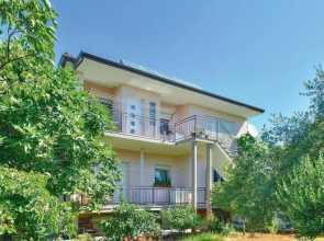 Awesome Home in Umag With Wifi and 2 Bedrooms