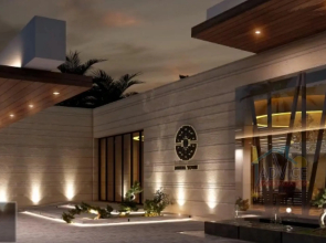 Safari Club 1