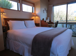 Te Wanaka Lodge