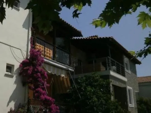 Ioannis Avrades Apartments