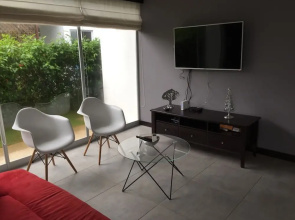 Casa Jade