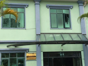 Quan Hoa Hotel
