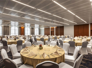 Отель DoubleTree by Hilton Dubai Al Jadaf