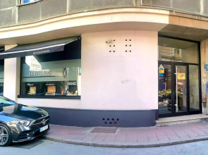 Dani City Center Apartment