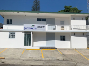 Hostal Familiar Carmencita - Hostel