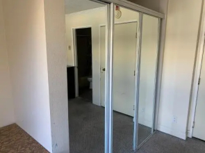 Large Hotel Suite with walk in closet- C18