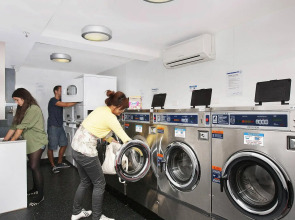 Space Hotel - Hostel