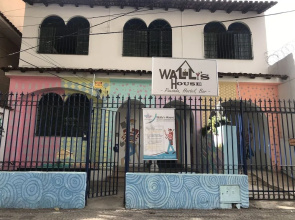 Wally's House Hostel