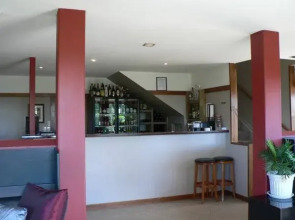 Hillside Hotel and Nature Resort