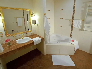 Deluxe Hotel «Купава»