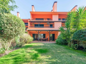 Guestready - Garden House in Costa da Caparica