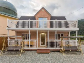 The_guest_house_maral
