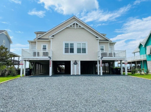Fins / 1295 Ocean Blvd West 10 Bedroom Home