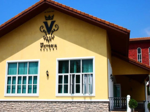 The Victoria Resort