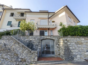 JOIVY Spectacular Sea View Apt For 5 W/Terrace