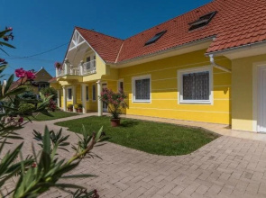 Topáz Apartmanházak