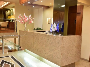 Hotel Galaxias