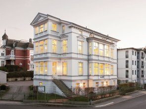 ​​​​​​​OSTKÜSTE - Villa Groth Design Apartments