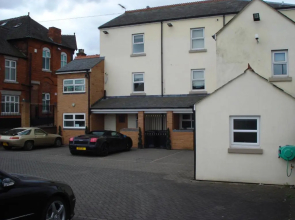 Earle House Serviced Apartments