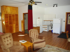 Cedar Cottage B&B