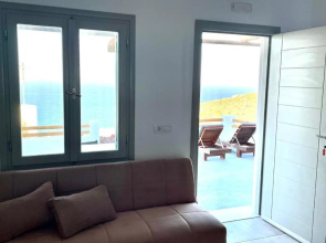 Endless Blue Private Cycladic house with sea view