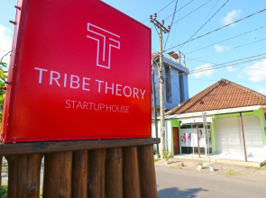 Draper Startup House for Entrepreneurs - Hostel