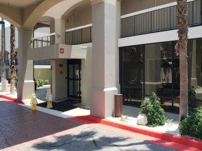 Ivy Palm Resort and Spa