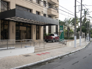Estúdio Aconchegante, Metrô, Piscina, Sauna, AC