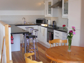 Penthouse 3 - Spacious Harbourside Apartment
