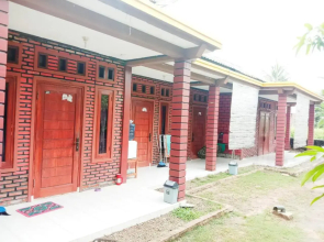 OYO 3303 Penginapan Putri Asih Sawarna