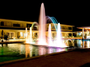 Oasis Hotel Restaurant & Spa