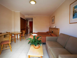 Apartamentos Be Smart Florida Plaza