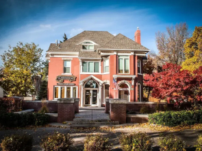 The Anniversary Inn Logan