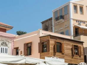 Plaza Apartment