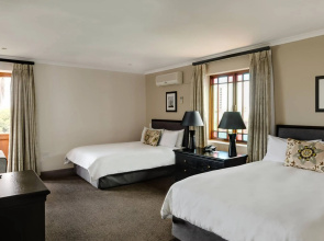 Protea Hotel by Marriott George King George