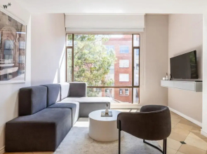 w Unique 2BR Duplex in Parque 93